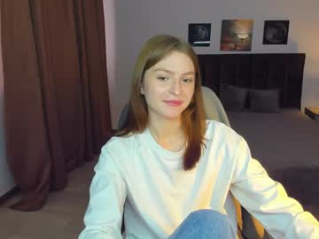 Mollydangerous Chaturbate stream image from December 19, 2024