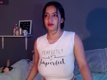 Petite_Camila Chaturbate stream image from December 19, 2024