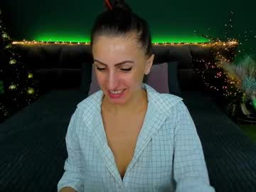 Rebecca_Diamonds Chaturbate stream image from December 19, 2024