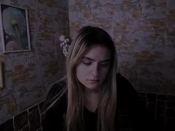Shy_Sabrina_ Chaturbate stream image from December 19, 2024