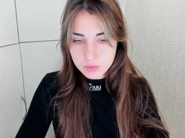 Summmmersky Chaturbate stream image from December 19, 2024