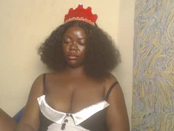 Creamycuntx Chaturbate stream image from December 19, 2024