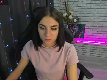 Emy__Angel Chaturbate stream image from December 19, 2024