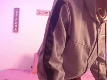 Harrythomson1 Chaturbate stream image from December 19, 2024