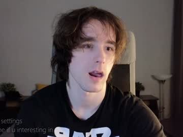Misterhult Chaturbate stream image from December 19, 2024