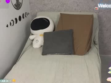 Moonwoman_ Chaturbate stream image from December 19, 2024