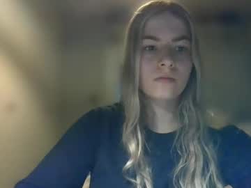 Rosie_June Chaturbate stream image from December 19, 2024