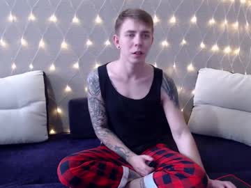 Shur1ken0 Chaturbate stream image from December 19, 2024