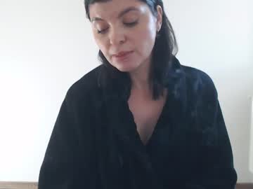 Tessnaughty Chaturbate stream image from December 19, 2024