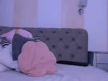 Xnaominashx Chaturbate stream image from December 19, 2024