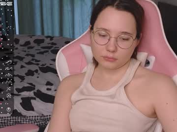 Airyhill Chaturbate stream image from December 19, 2024