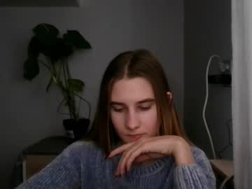 Cyntianatural Chaturbate stream image from December 19, 2024