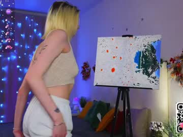 Emilylanne Chaturbate stream image from December 19, 2024