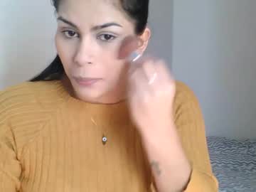 Emmie_Xxx Chaturbate stream image from December 19, 2024