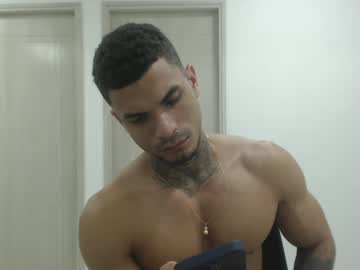 Juan_Gomez_1 Chaturbate stream image from December 19, 2024