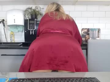 Mojjo_Erika Chaturbate stream image from December 19, 2024
