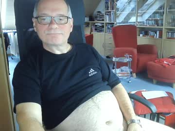 Pavlovsdog2006 Chaturbate stream image from December 19, 2024