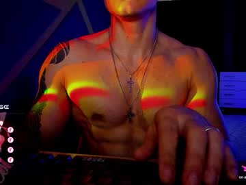 Rodarri Chaturbate stream image from December 19, 2024