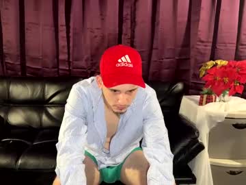 Vazquez824 Chaturbate stream image from December 19, 2024