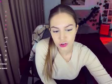 Angelinajune Chaturbate stream image from December 19, 2024