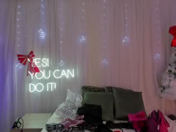 Carolina_Gaita Chaturbate stream image from December 19, 2024