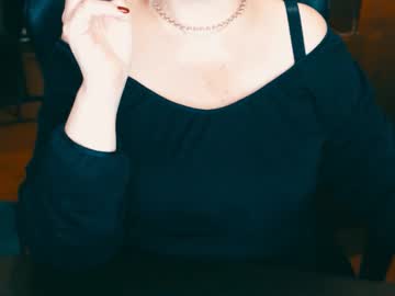 Charlottextasty Chaturbate stream image from December 19, 2024