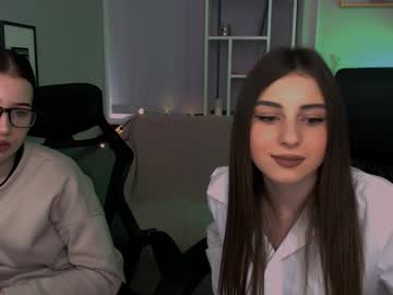 Evelin_Nice Chaturbate stream image from December 19, 2024