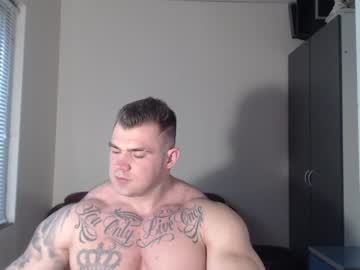 Jackyhuge Chaturbate stream image from December 19, 2024