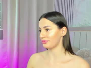 Jelisse_Jones Chaturbate stream image from December 19, 2024