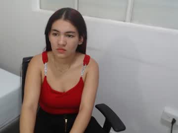 Kyliebenson Chaturbate stream image from December 19, 2024
