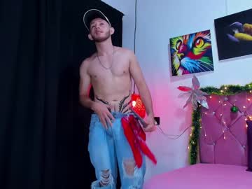 Louis_Bcasta1 Chaturbate stream image from December 19, 2024