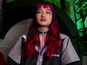 Sharaross Chaturbate stream image from December 19, 2024