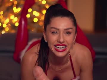 Velvettangel Chaturbate stream image from December 19, 2024