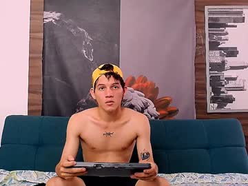 Alessandrith104266 Chaturbate stream image from December 19, 2024
