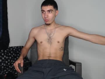 Andriuhot066 Chaturbate stream image from December 19, 2024