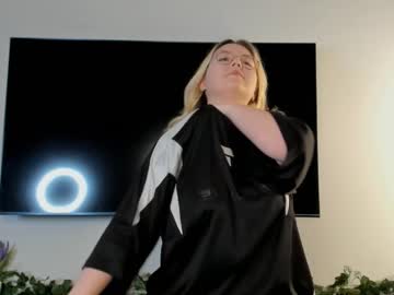 Arafrail Chaturbate stream image from December 19, 2024