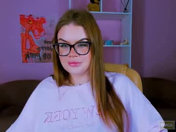 Dina_Fox_ Chaturbate stream image from December 19, 2024