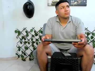Dom_Alpha Chaturbate stream image from December 19, 2024