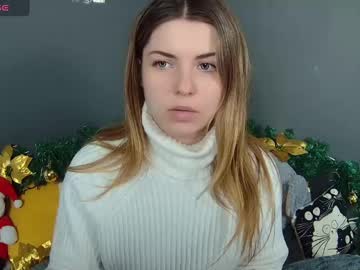 Ellyclutchh stream image from December 19, 2024