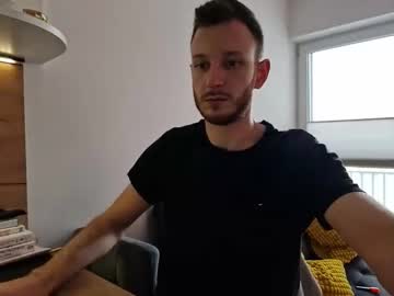 Giovanedivino Chaturbate stream image from December 19, 2024