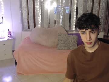 Gojo_Satoru_18 Chaturbate stream image from December 19, 2024