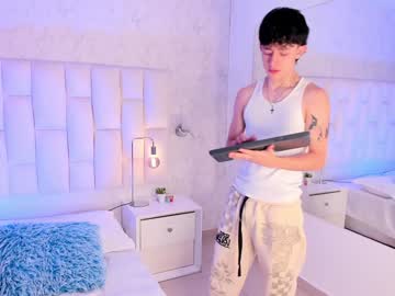 Iansullivan_ Chaturbate stream image from December 19, 2024