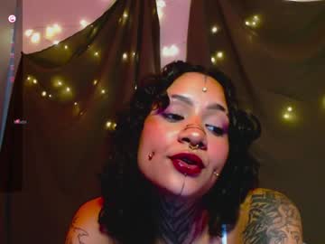 Iris_Inferno Chaturbate stream image from December 19, 2024