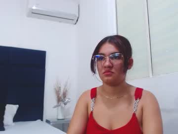 Kyliiebaker Chaturbate stream image from December 19, 2024