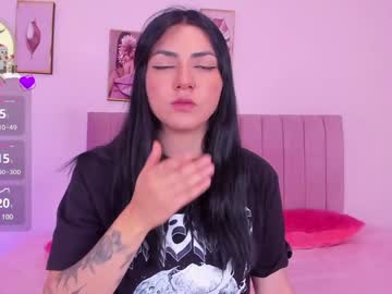 Maurenth_Becker Chaturbate stream image from December 19, 2024