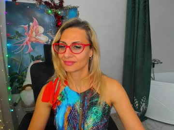 Museofstage Chaturbate stream image from December 19, 2024