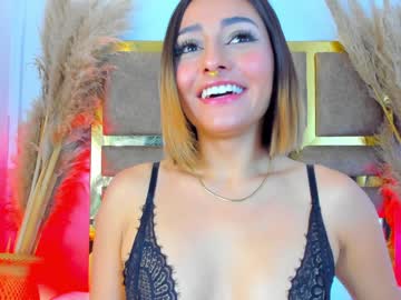 Nanda_Vixen Chaturbate stream image from December 19, 2024
