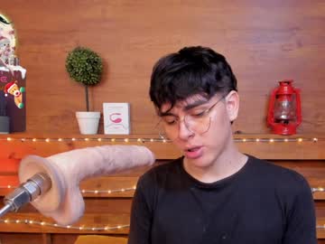 Noah_Spencer Chaturbate stream image from December 19, 2024