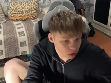 Oofcblesssexx Chaturbate stream image from December 19, 2024