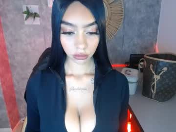 Perla_J_ Chaturbate stream image from December 19, 2024